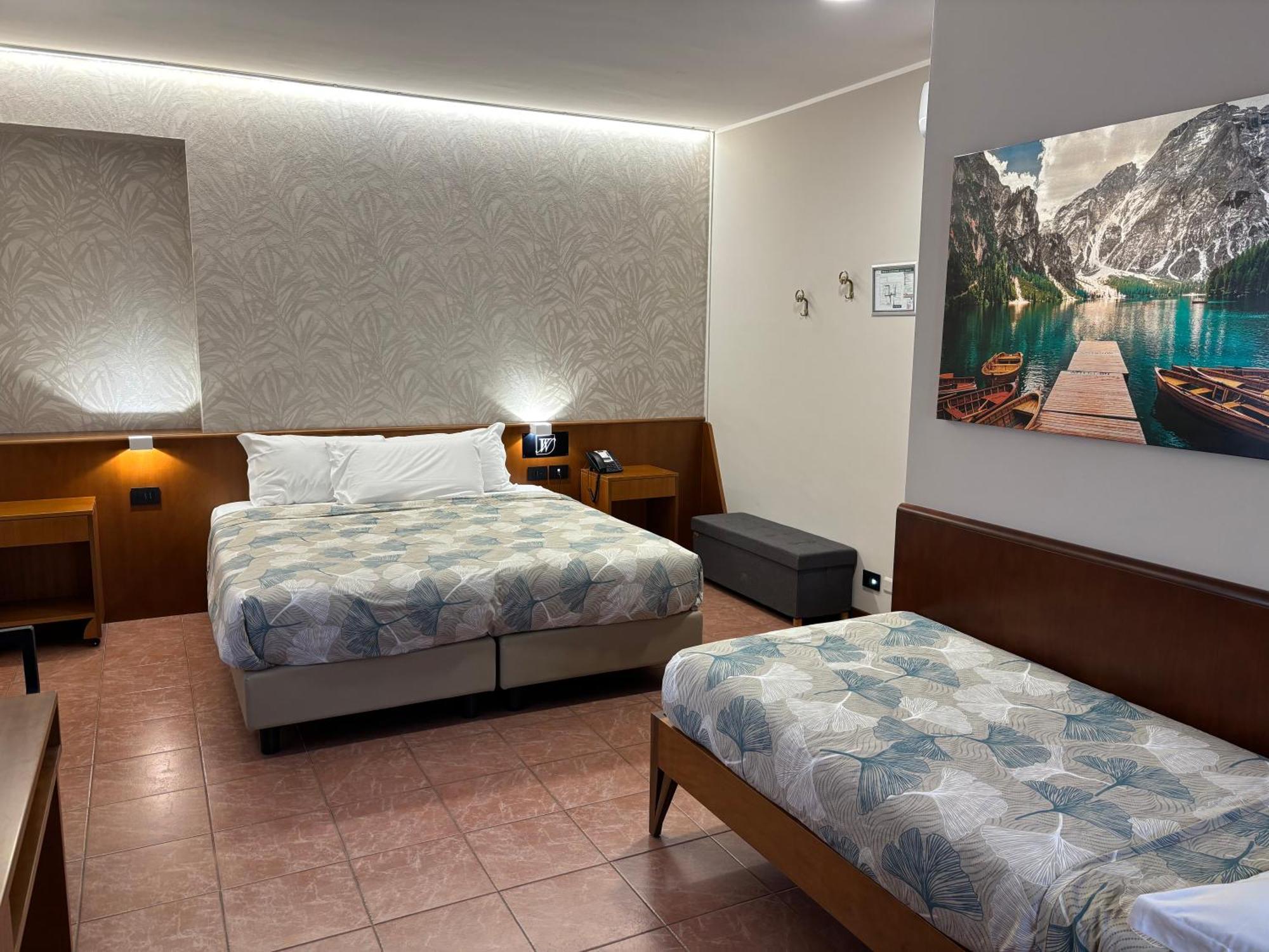 Villa Nasti Hotel Ristorante Canzo Екстер'єр фото